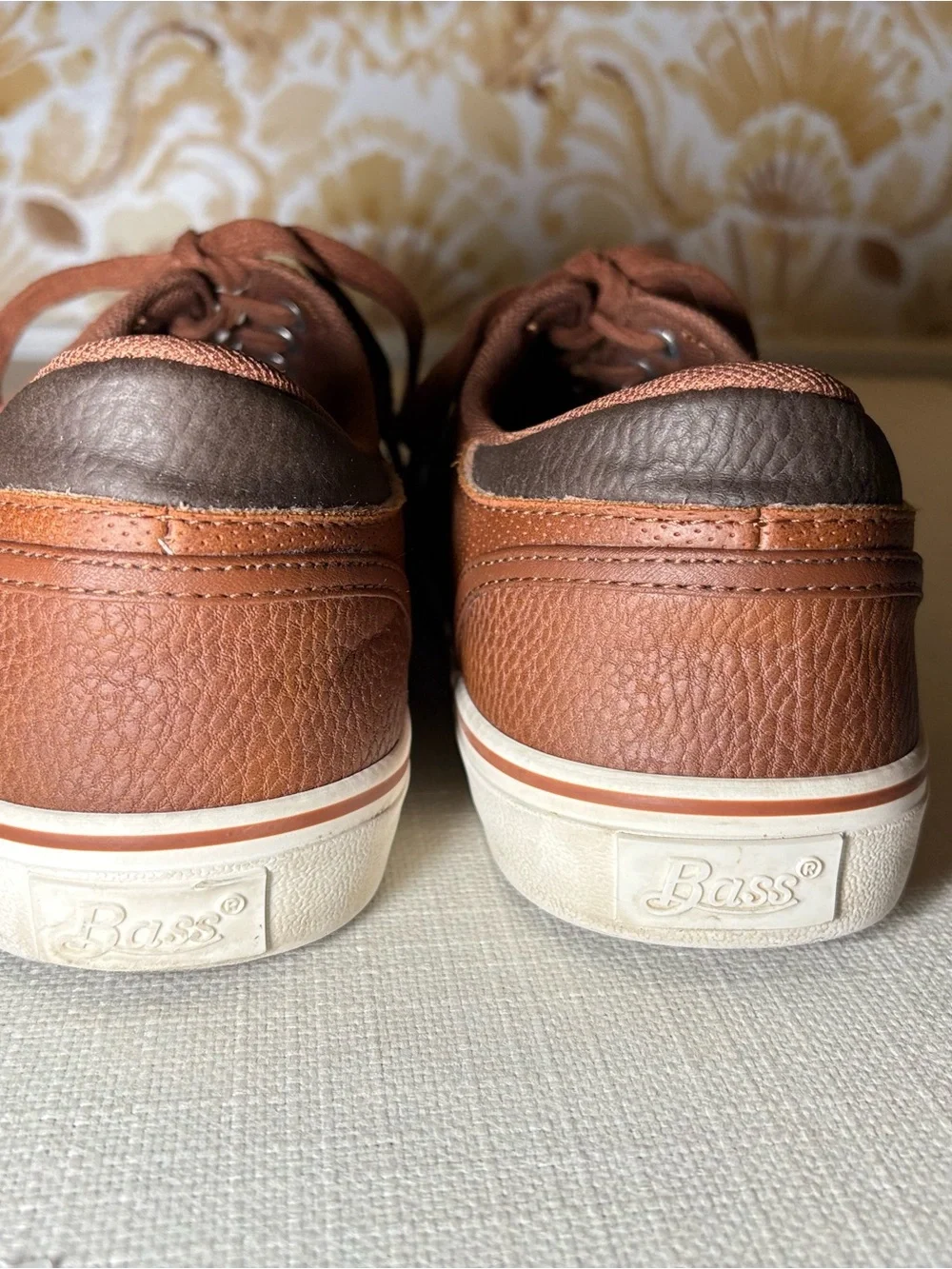 Bass Men's Brown Leather Sneakers Size 8.5 | Casual Lace-Up Comfort Shoes